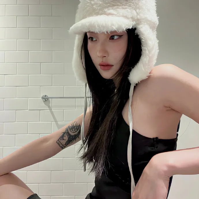 联姻当天被抛弃，转身嫁给白月光